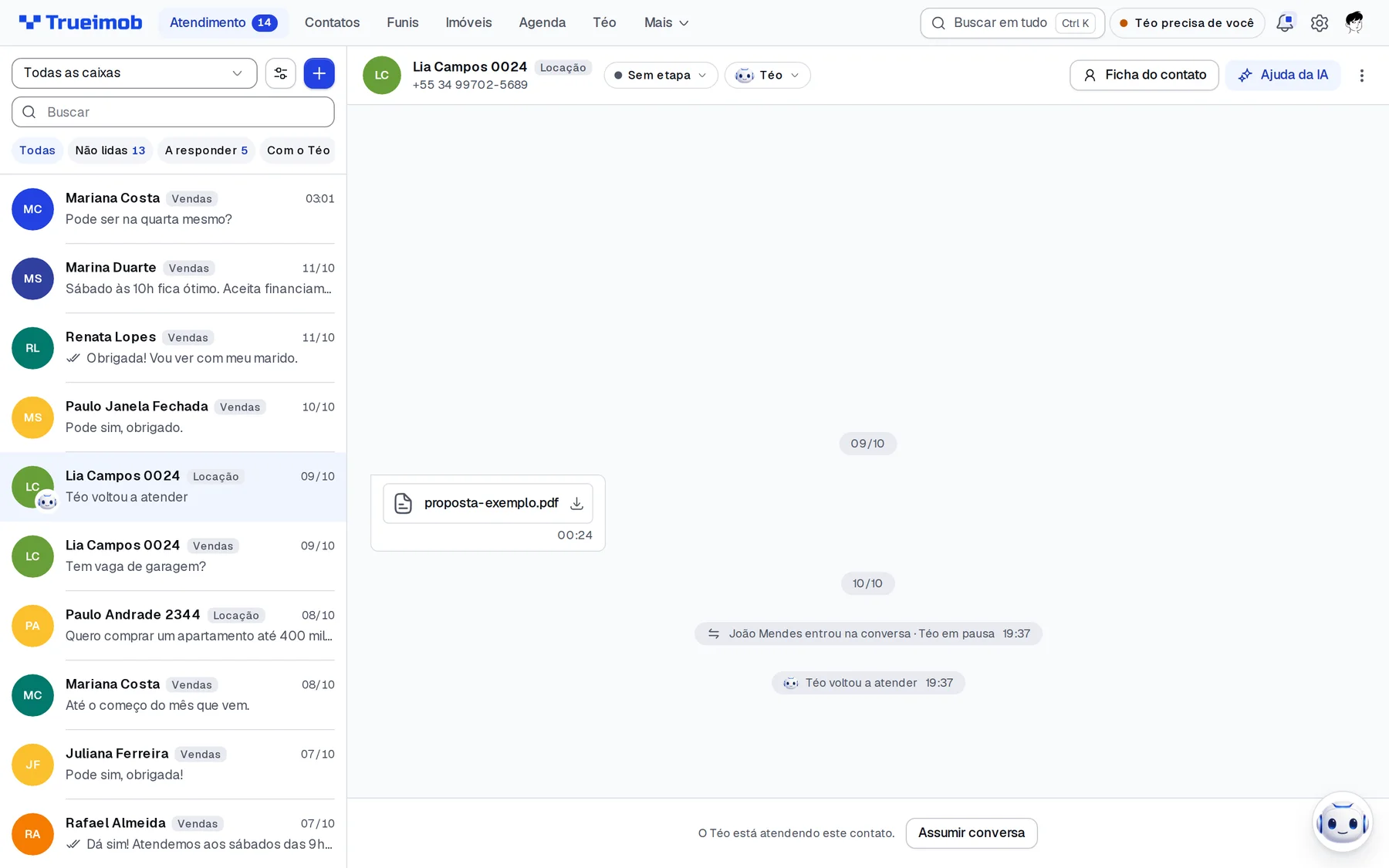 Conversa com o Téo atendendo e o botão Assumir conversa